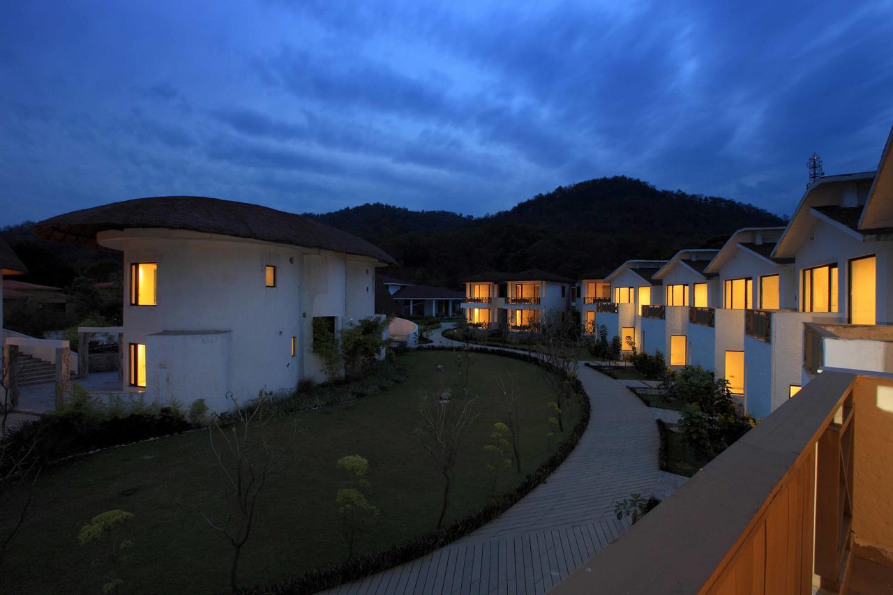 Lemon Tree Premier, Corbett Ramnagar (Uttarakhand) Exterior foto